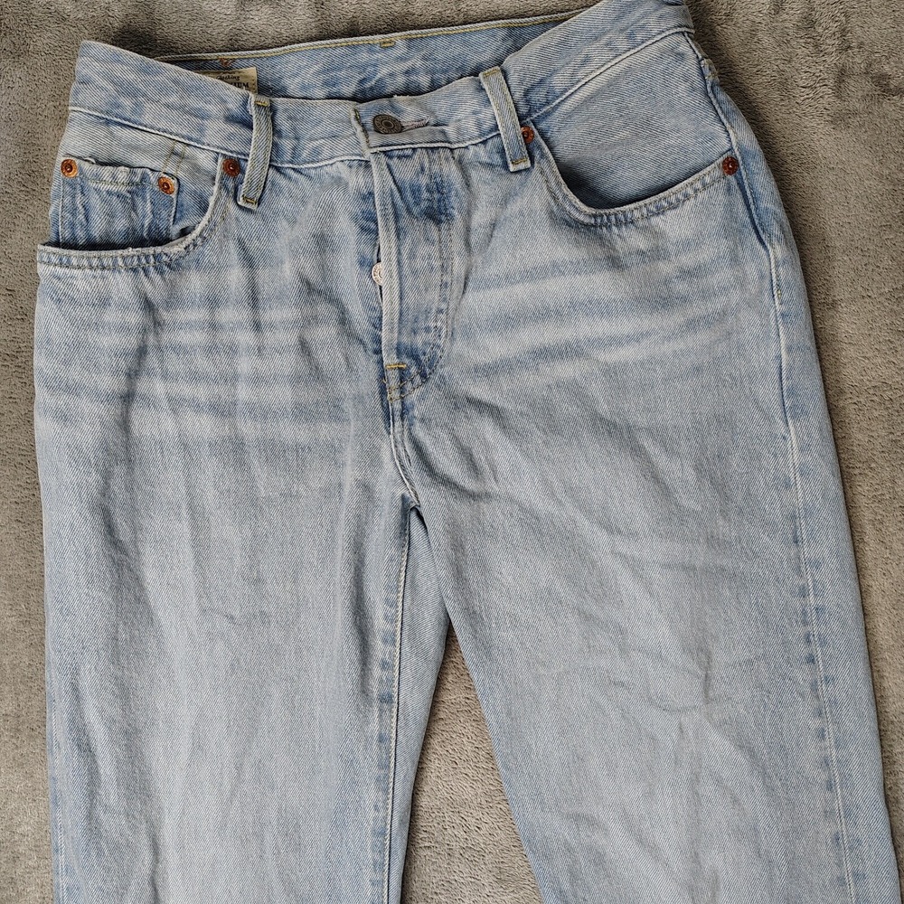 Levis Jeans Women 25x30 Blue 501 90s Premium Denim Light Wash Button Fly Classic - Picture 7 of 16